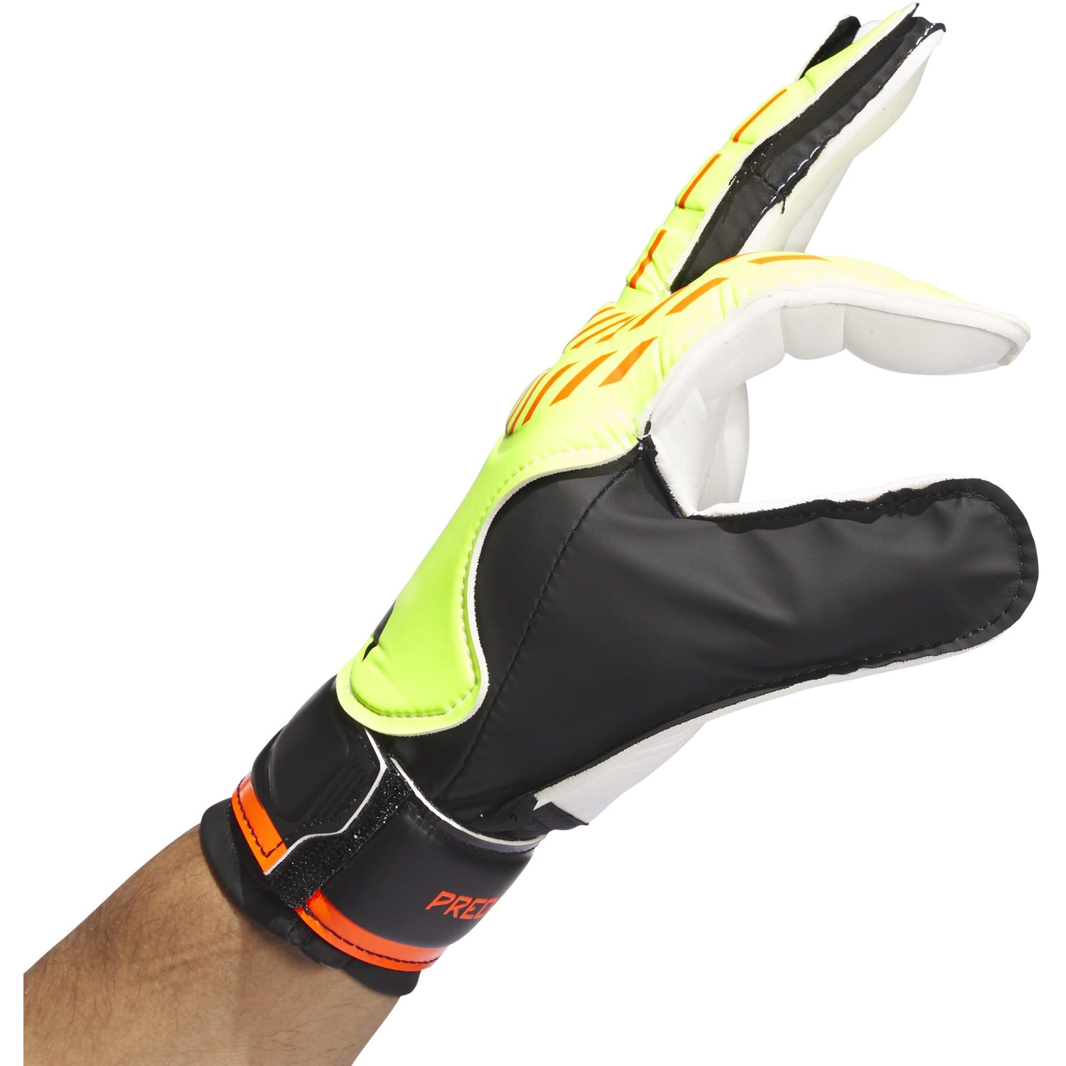 adidas Predator Training Goalkeeper Gloves Adults