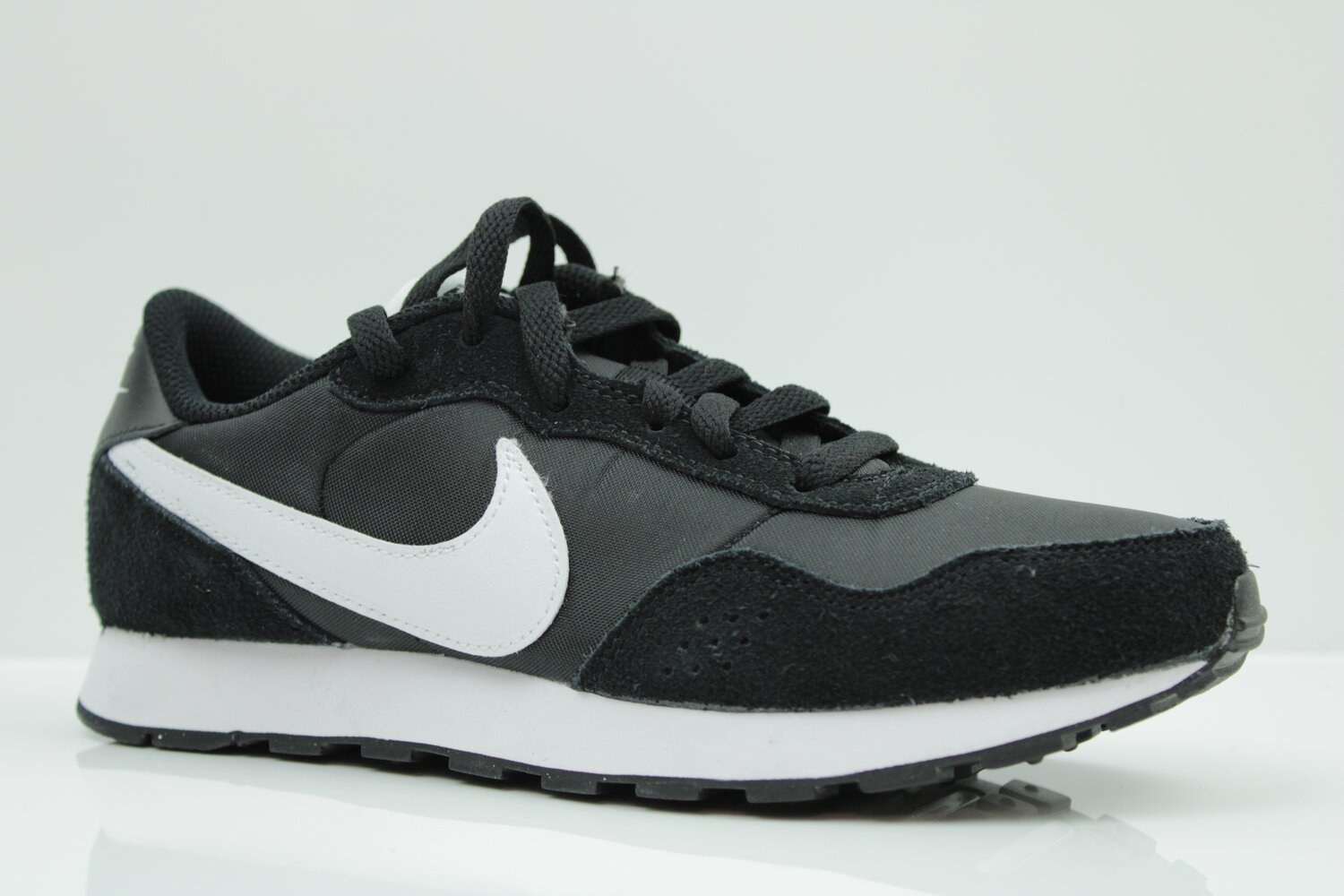 Nike Sneaker