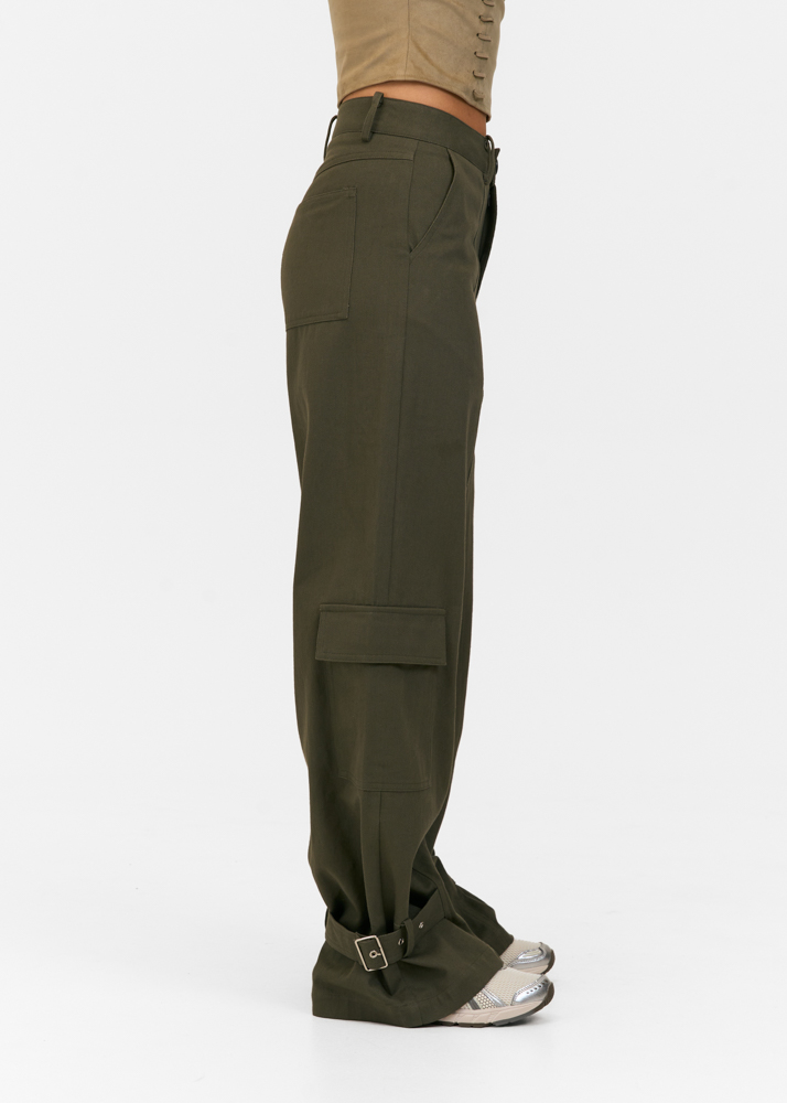 Tyra cargo broek donkergroen