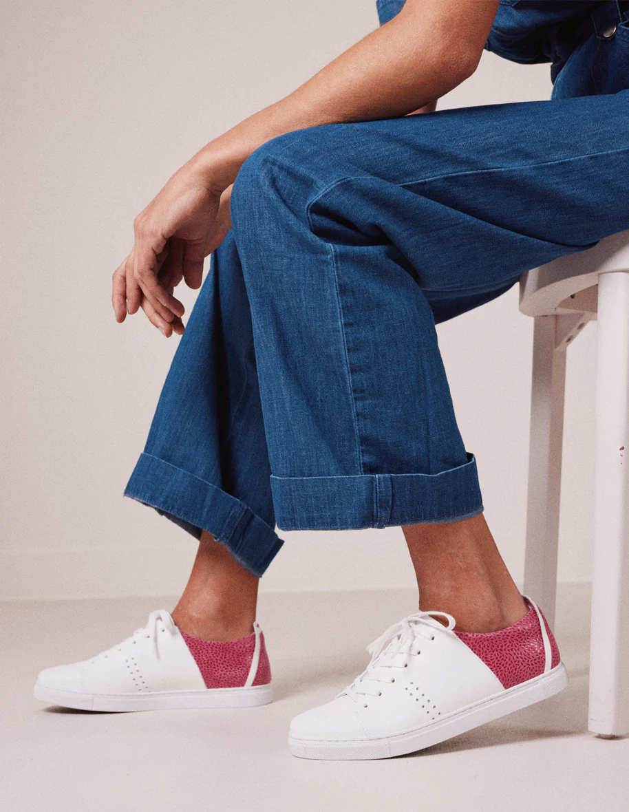 Baskets basses Renée - Cuir blanc et suède floral rose