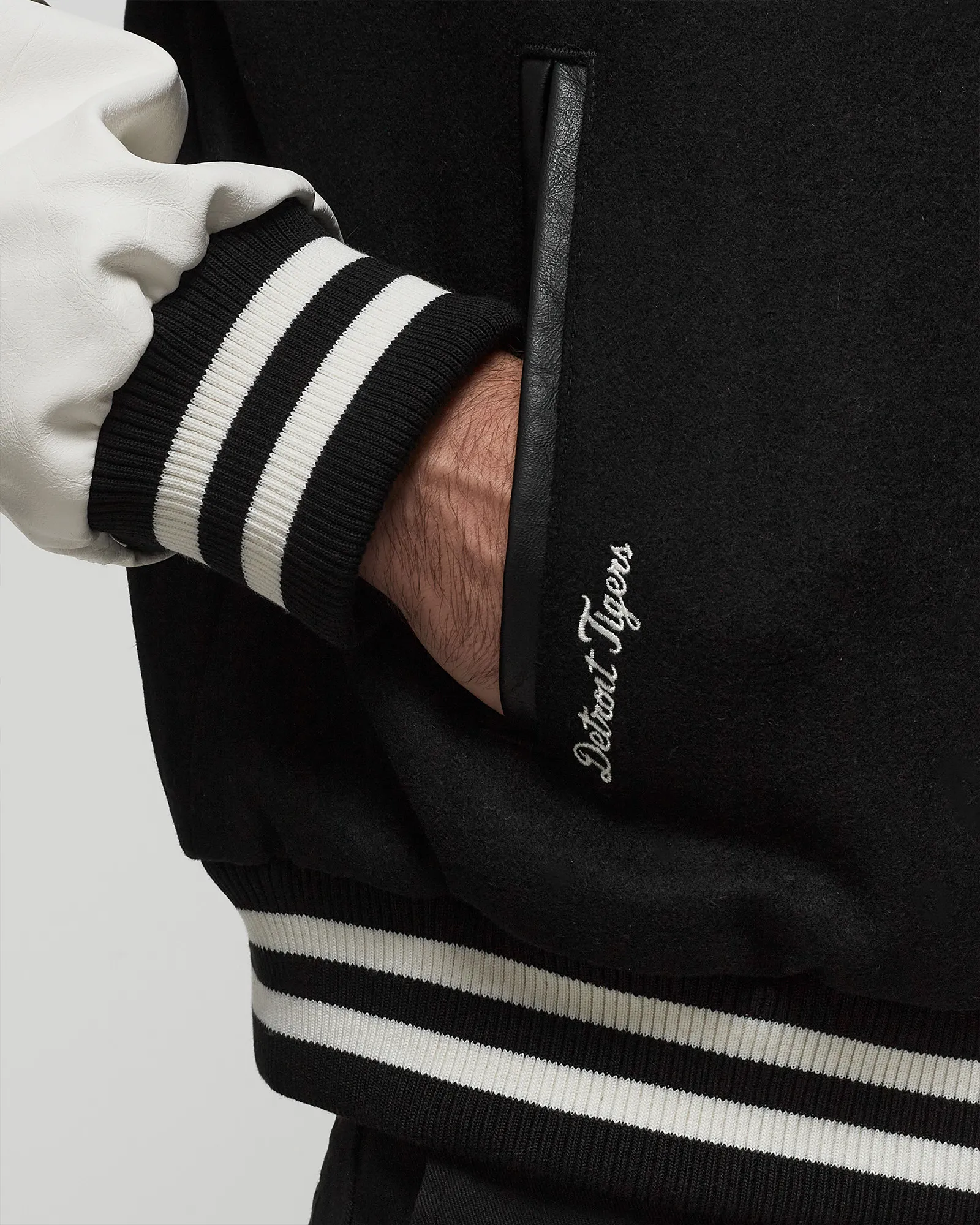 New Era MLB WRLD SRIES VARSITY JKT DETTIG BLKOFW