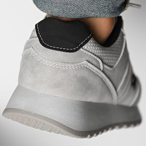 Baskets Gris