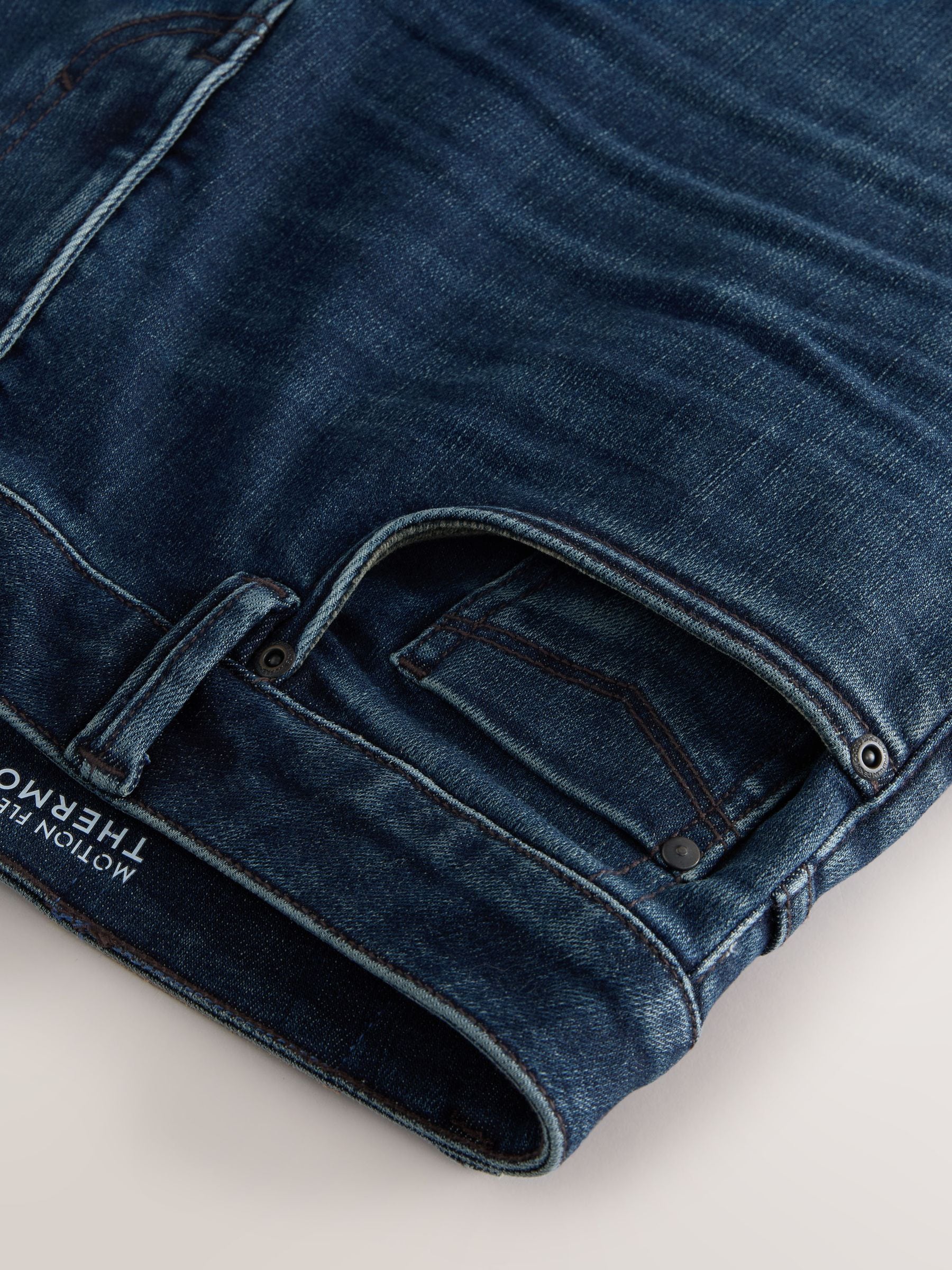 Donkerblauw - ThermoGen - Straight fit - Motionflex jeans