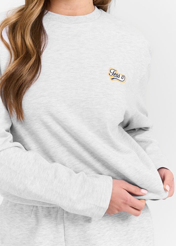 Patch longsleeve t-shirt lichtgrijs
