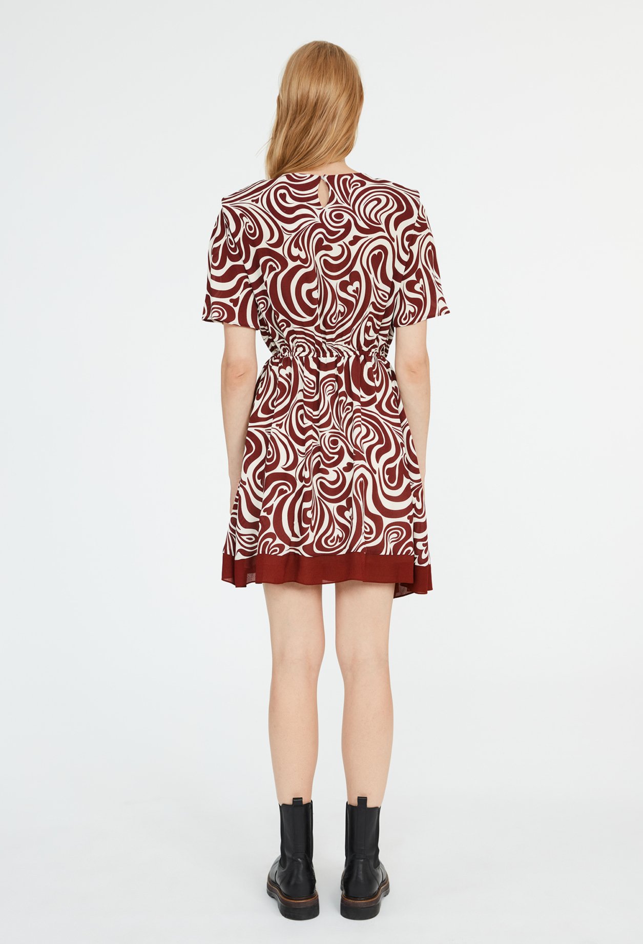 Robe courte imprimes c&oelig;ur