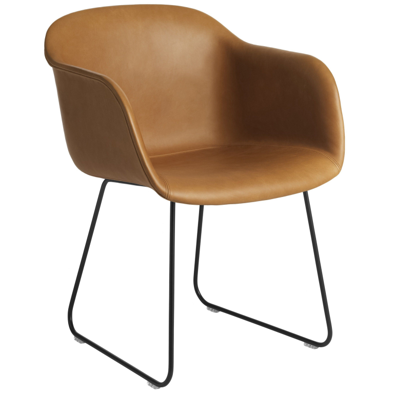 Muuto Fiber Sled gestoffeerde stoel cognac leder