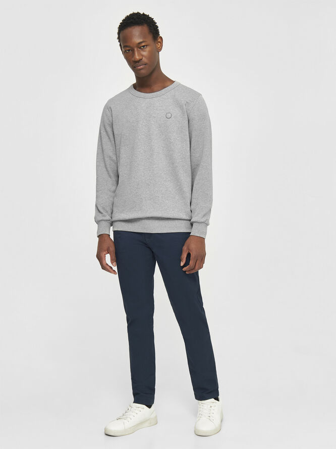 Knowledge Cotton Apparel ERIK basic badge sweat - GOTS/Vegan Grå