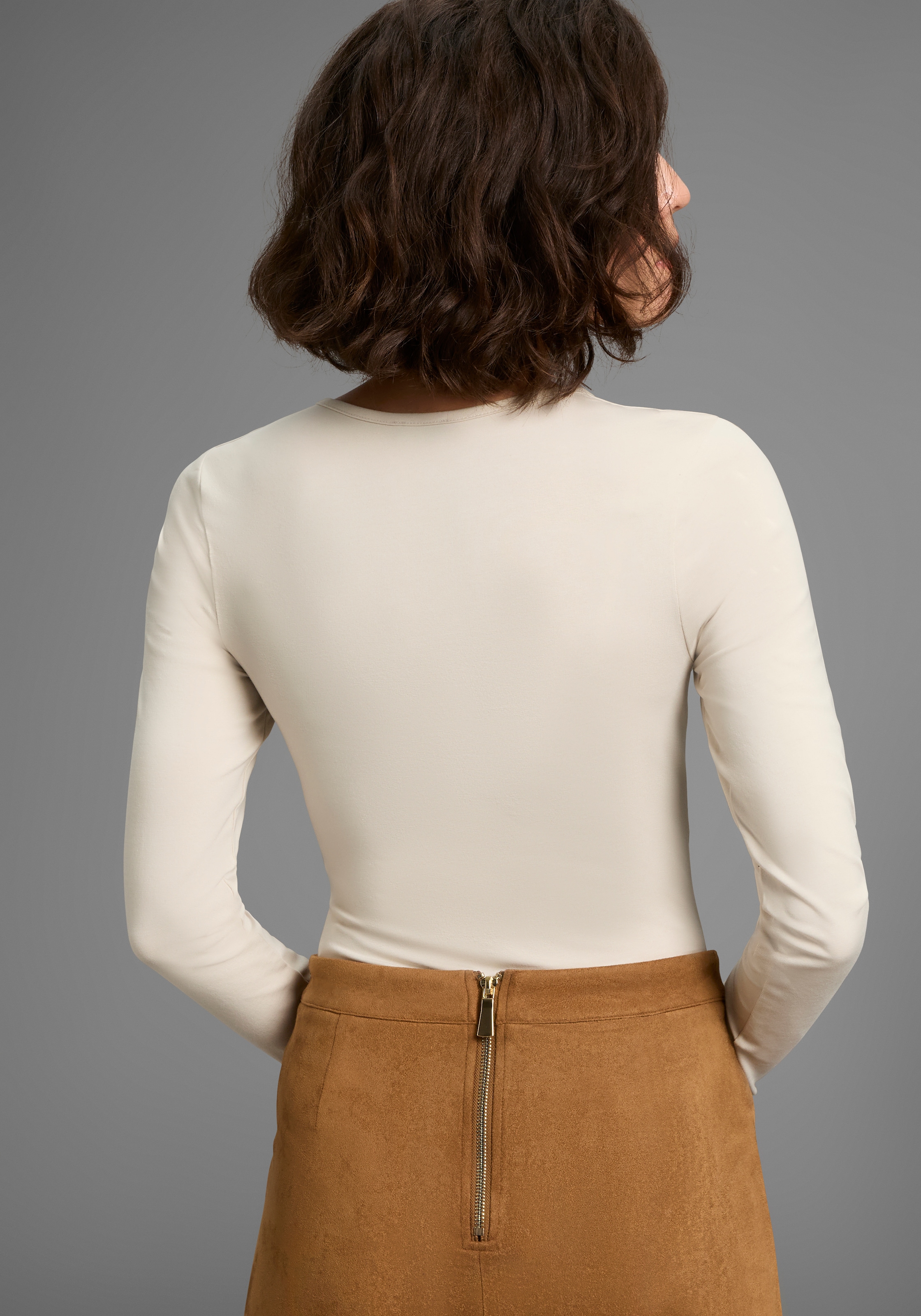 Laura Scott Langarmbody , mit modischem  Karree-Ausschnitt - NEUE KOLLEKTION