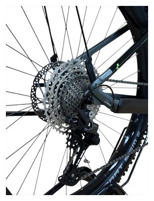 Produit reconditionné . Cube Reaction Hybrid Pro 625 SHIMANO 2022 . VTT électrique . Cube . très bon état