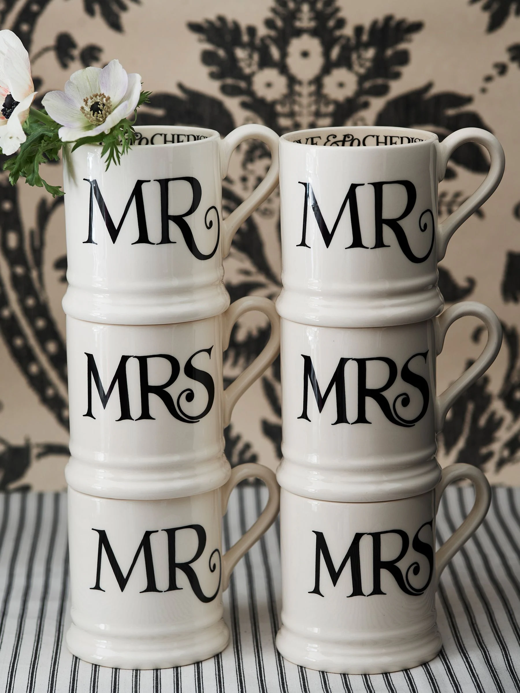 Emma Bridgewater Set of 2 Toast Mrs & Mrs 1/2 Pint Mugs Boxed