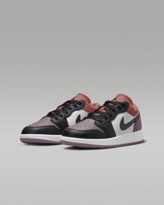 Air Jordan 1 Low SE Older Kids' Shoes