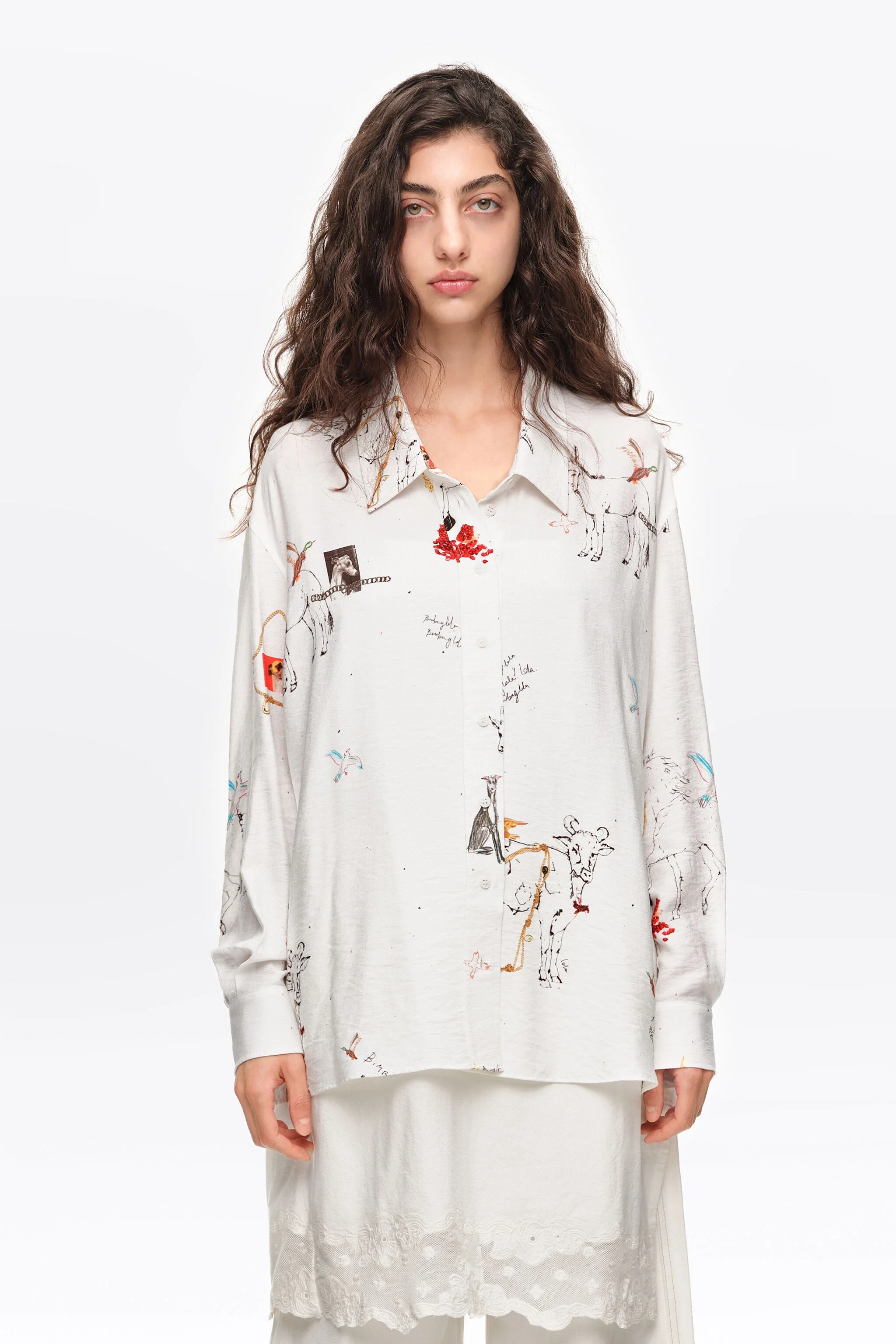 Camisa decotada com colagem de Animal Chain