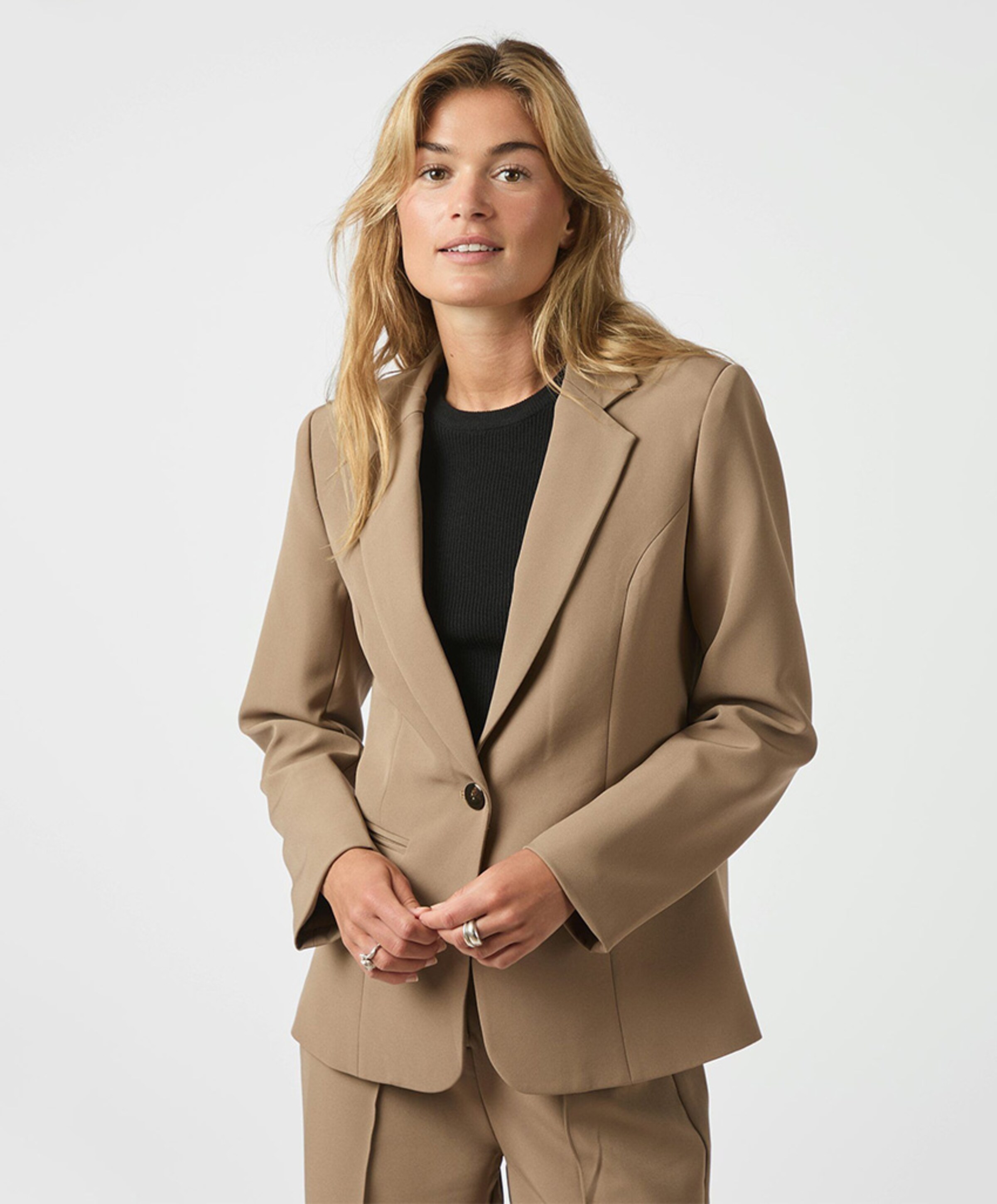 Neo Noir Dames blazer bruin
