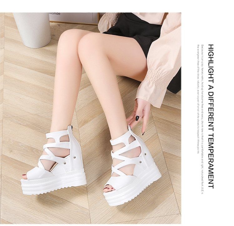 Vindler - Platform Wedge Plain Sandals