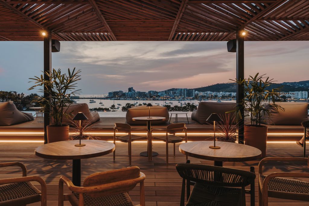 Bonito Ibiza By O Beach Logies en ontbijt - Hotel