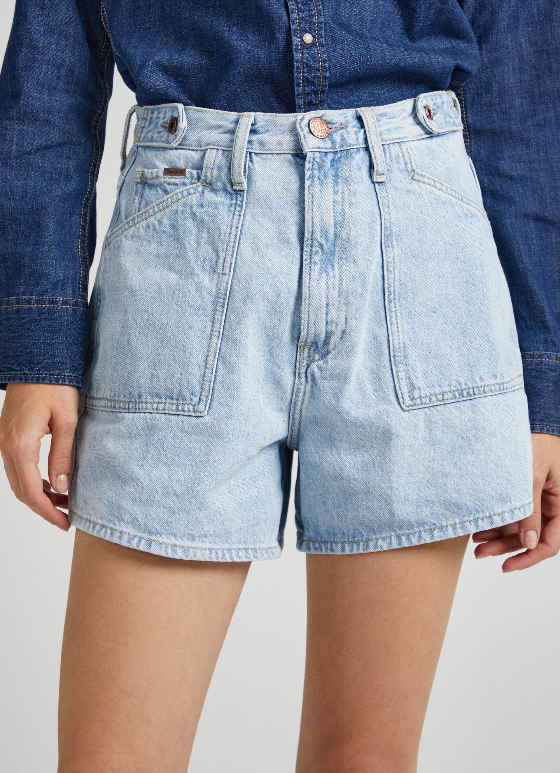 CALÇA JEANS CURTA CORTE REGULAR - jeans