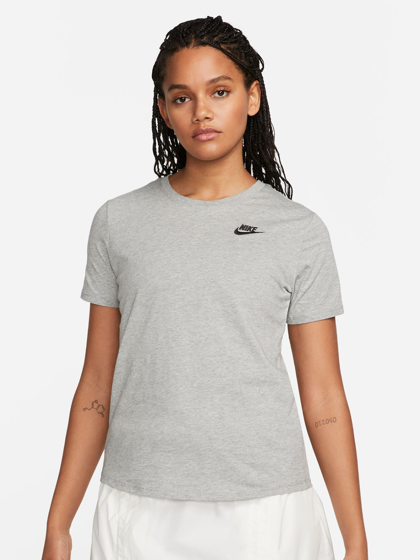 Sportswear Club Tee