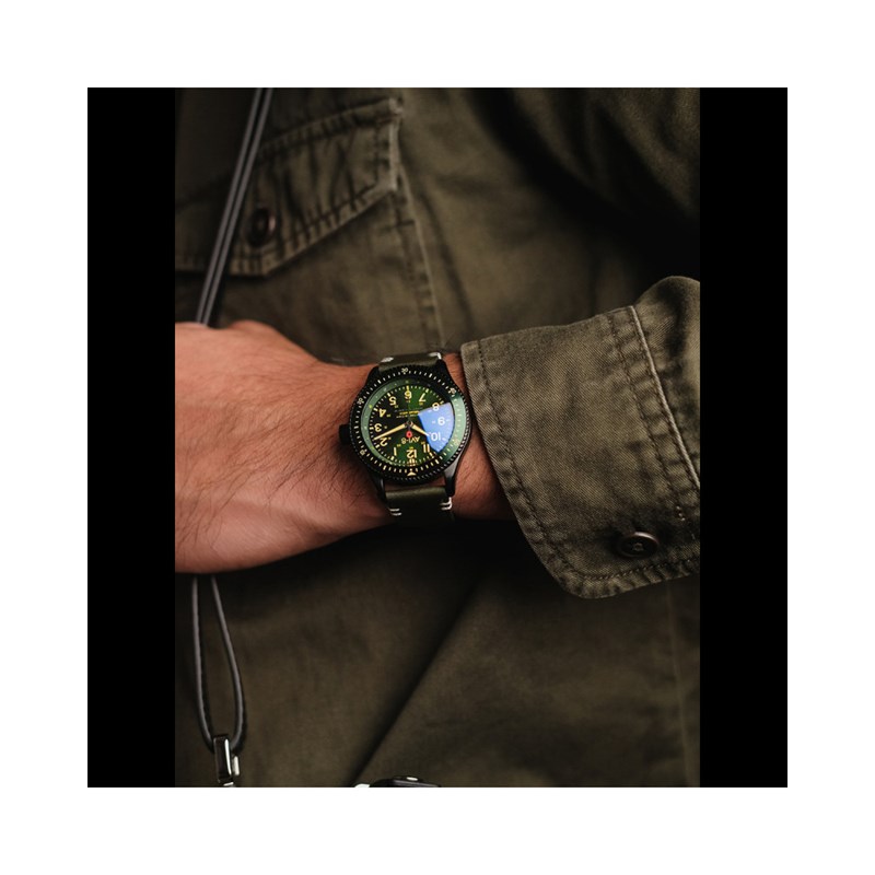 Montre homme méca-quartz AVI-8 - Bracelet cuir véritable de vachette - 3 aiguilles - Flyboy RBL (Royal British Legion)