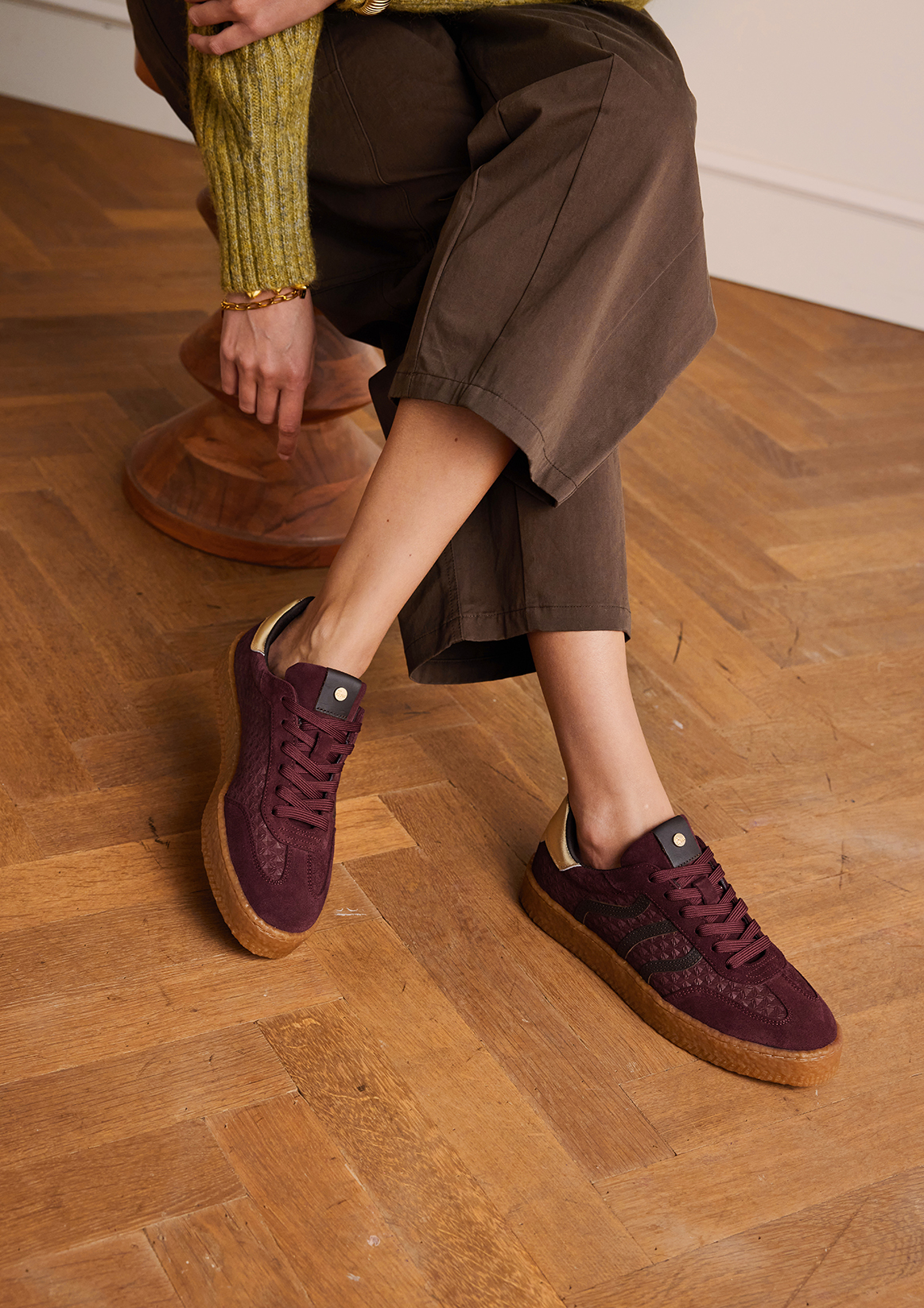 Burgundy leren sneakers met suède details