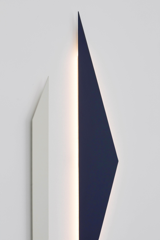Valerie Objects Tramonti by Maria Scarpulla wandlamp 01 Deep Blue