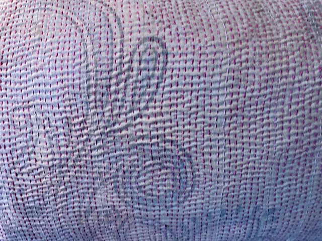 Kussen Kantha vintage 50x70 cm soft pink flowers