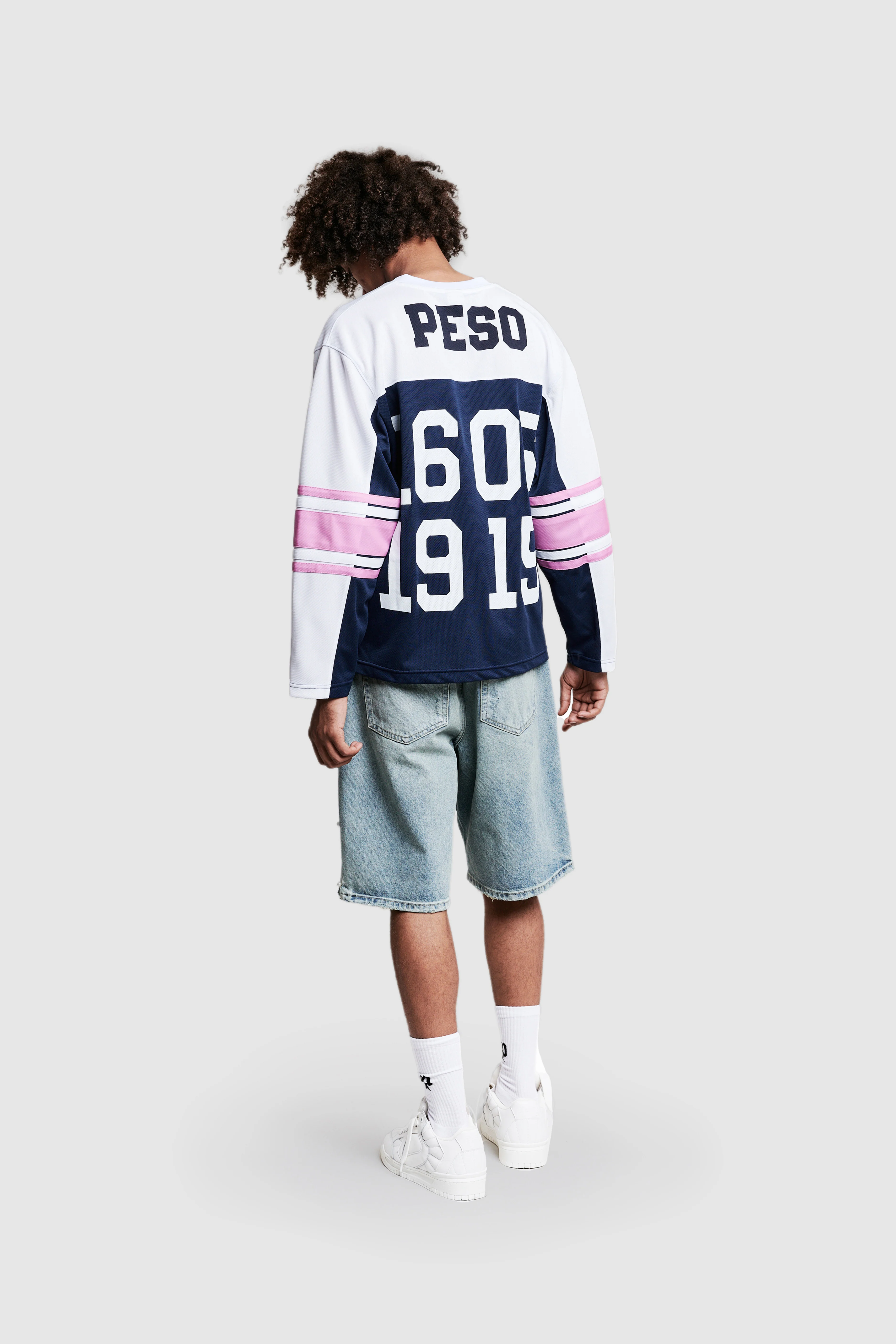 Sixteen Jersey