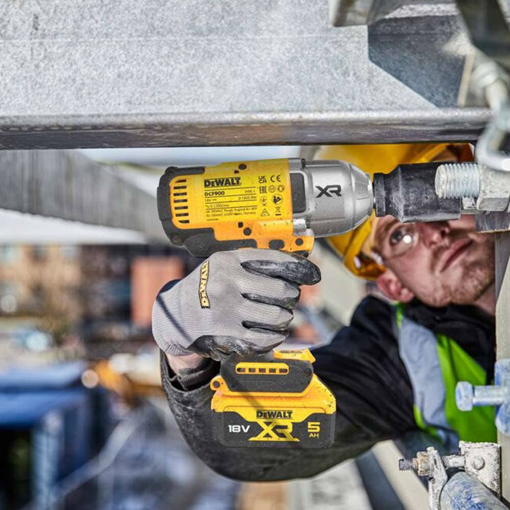 DEWALT 18V XR 1/2" High Torque Impact Wrench Skin DCF900N-XJ