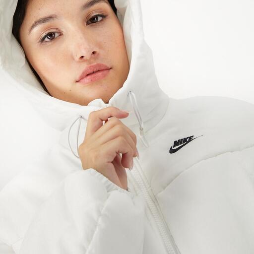 Nike Pequeno