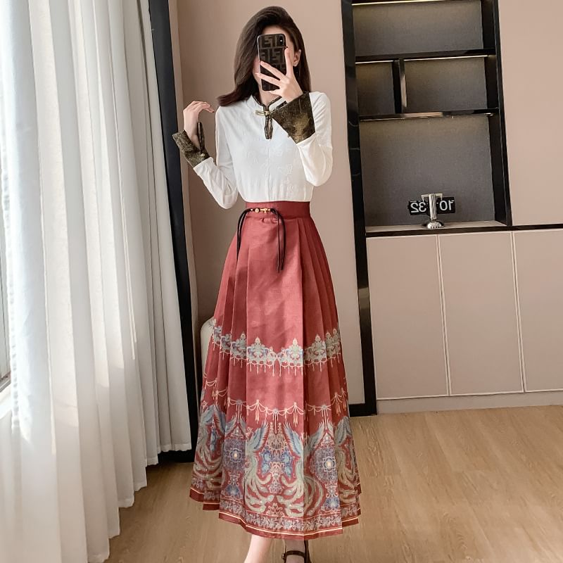 Fioridi - Hanfu-top met lange mouwen en bloemenprint en manchetten / Midi-rok met hoge taille en paisleyprint / Set