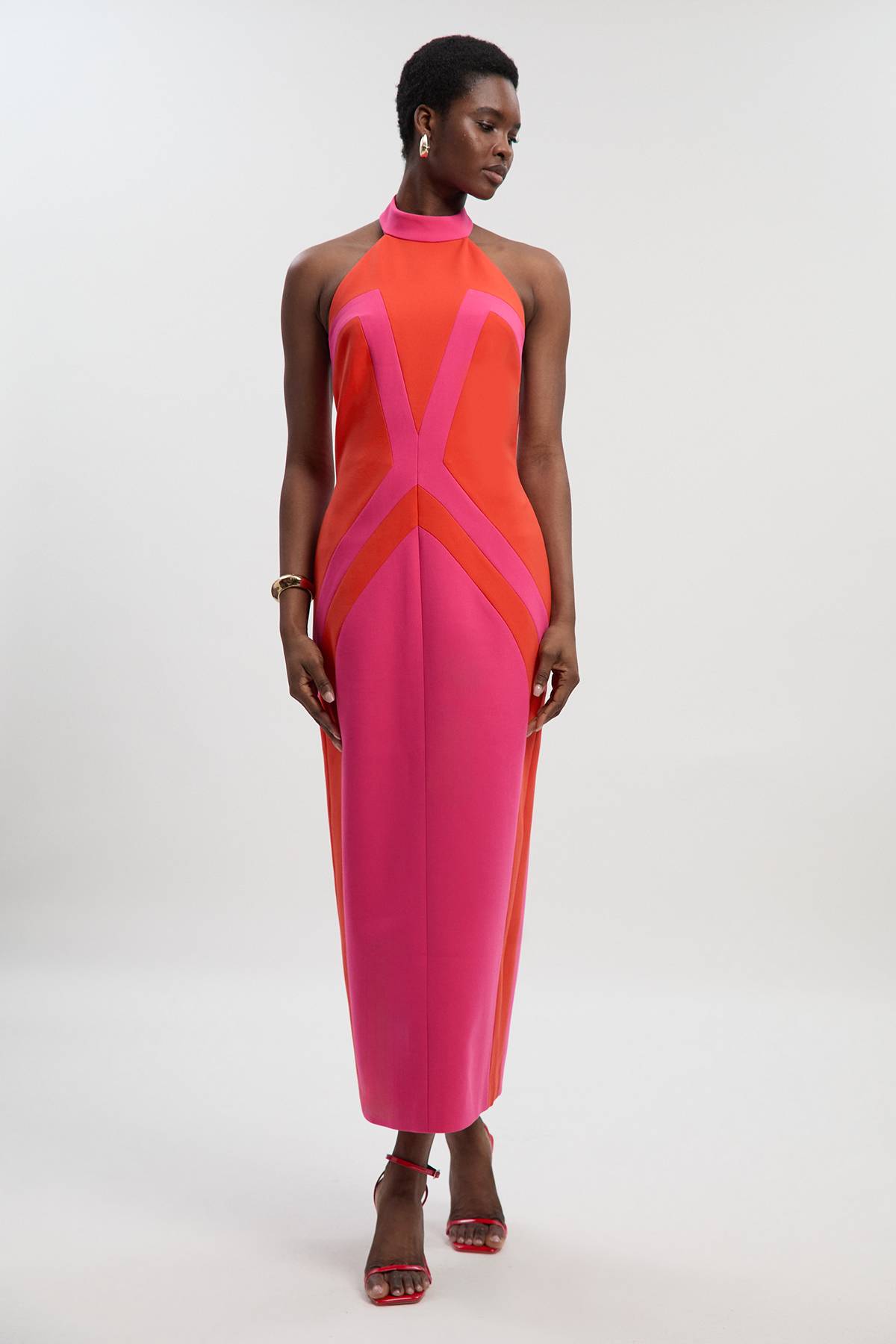 KarenMillen Robe Mi-Longue Ajustée à Col Licou en Maille Stretch à Blocs de Couleur