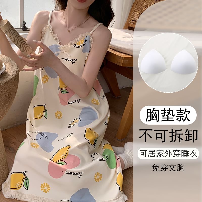 Fabricino - Mouwloze pyjamajurk met patroon