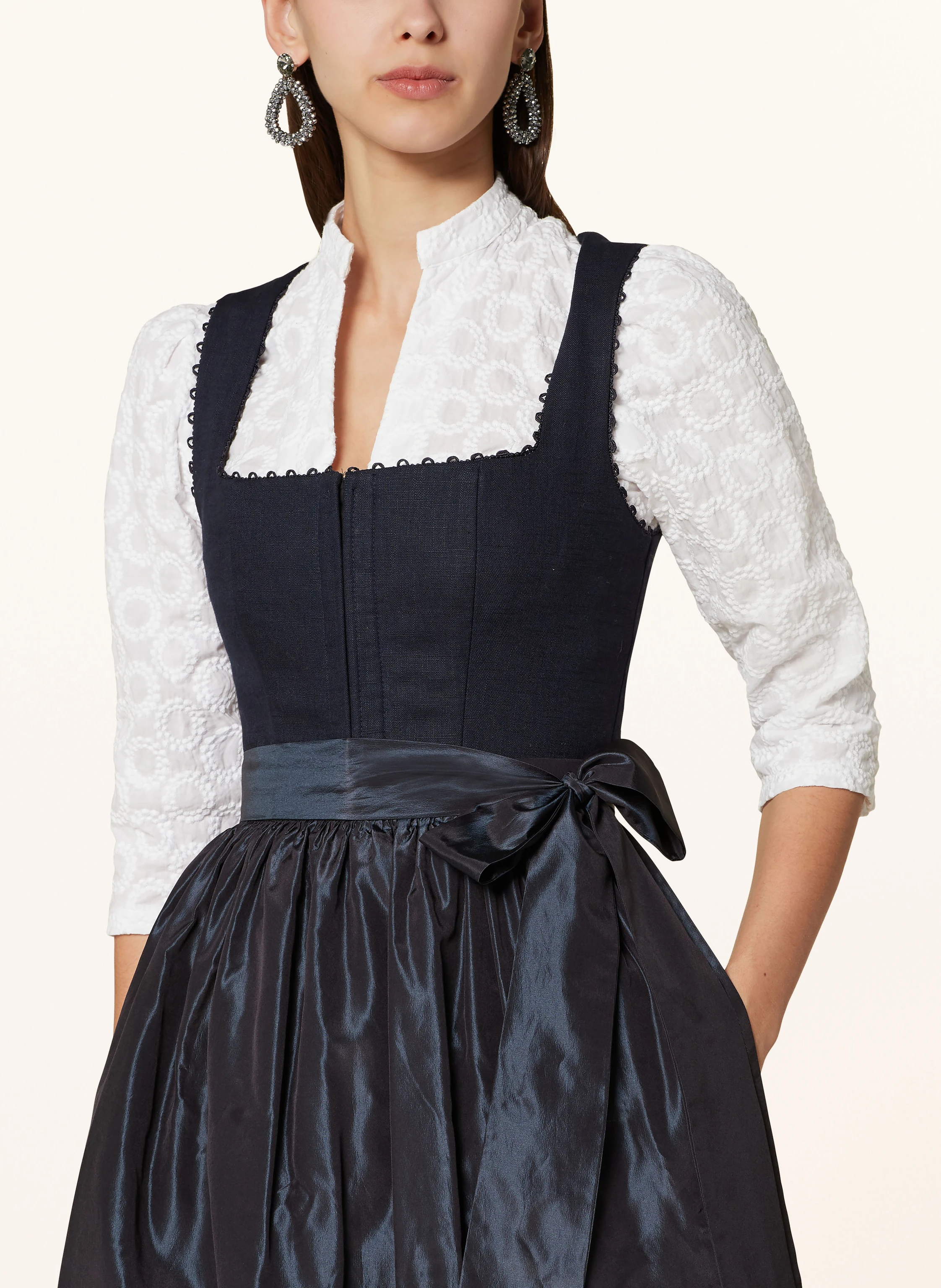 KINGA MATHE Dirndl MÜNCHEN mit Leinen
