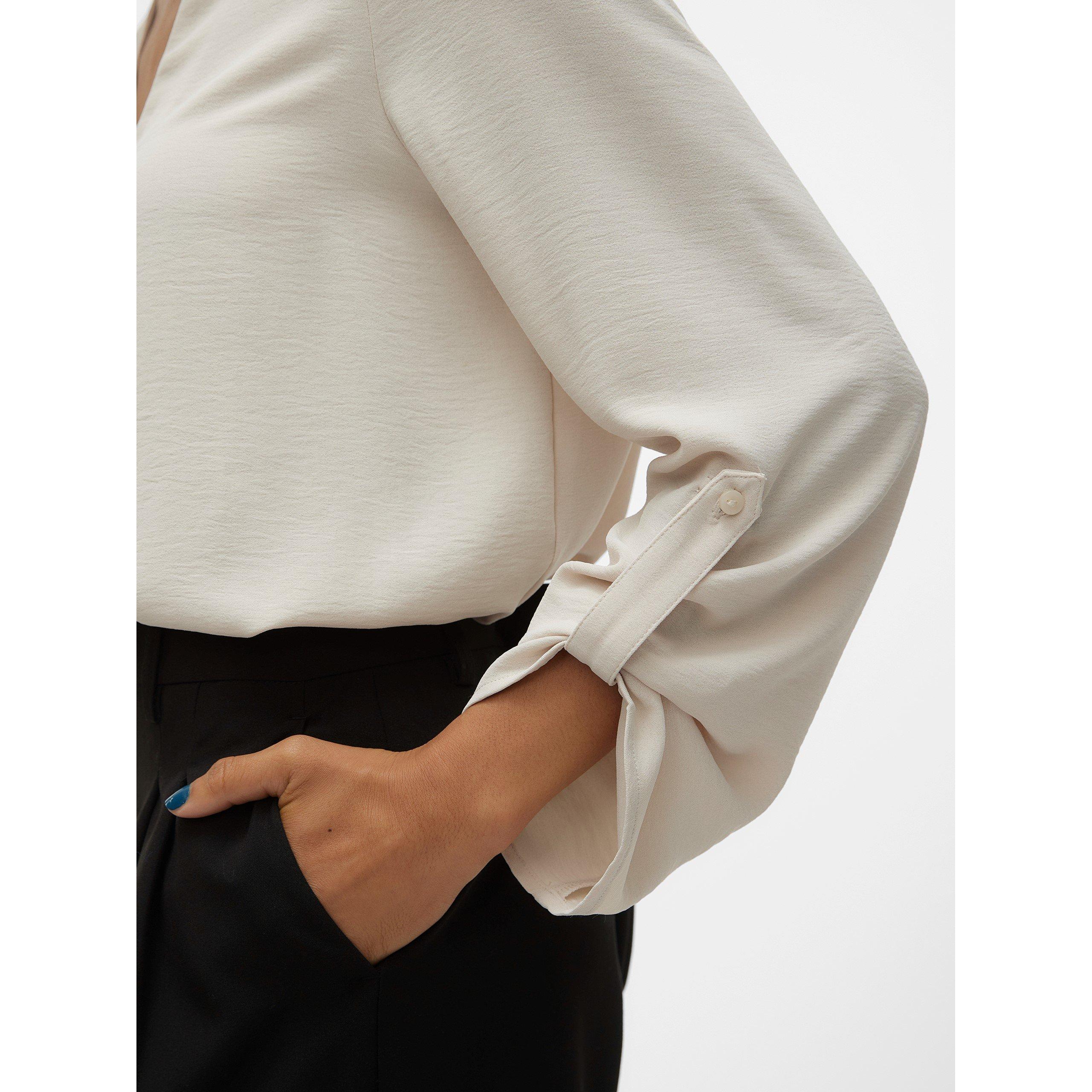 Vero Moda Classic Neck Blouse