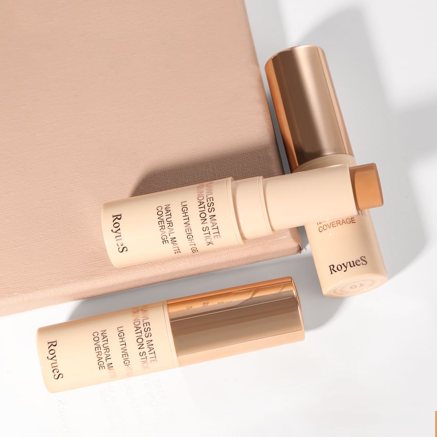 RoyueS - Flawless Matte Foundation Stick - 5 tinten