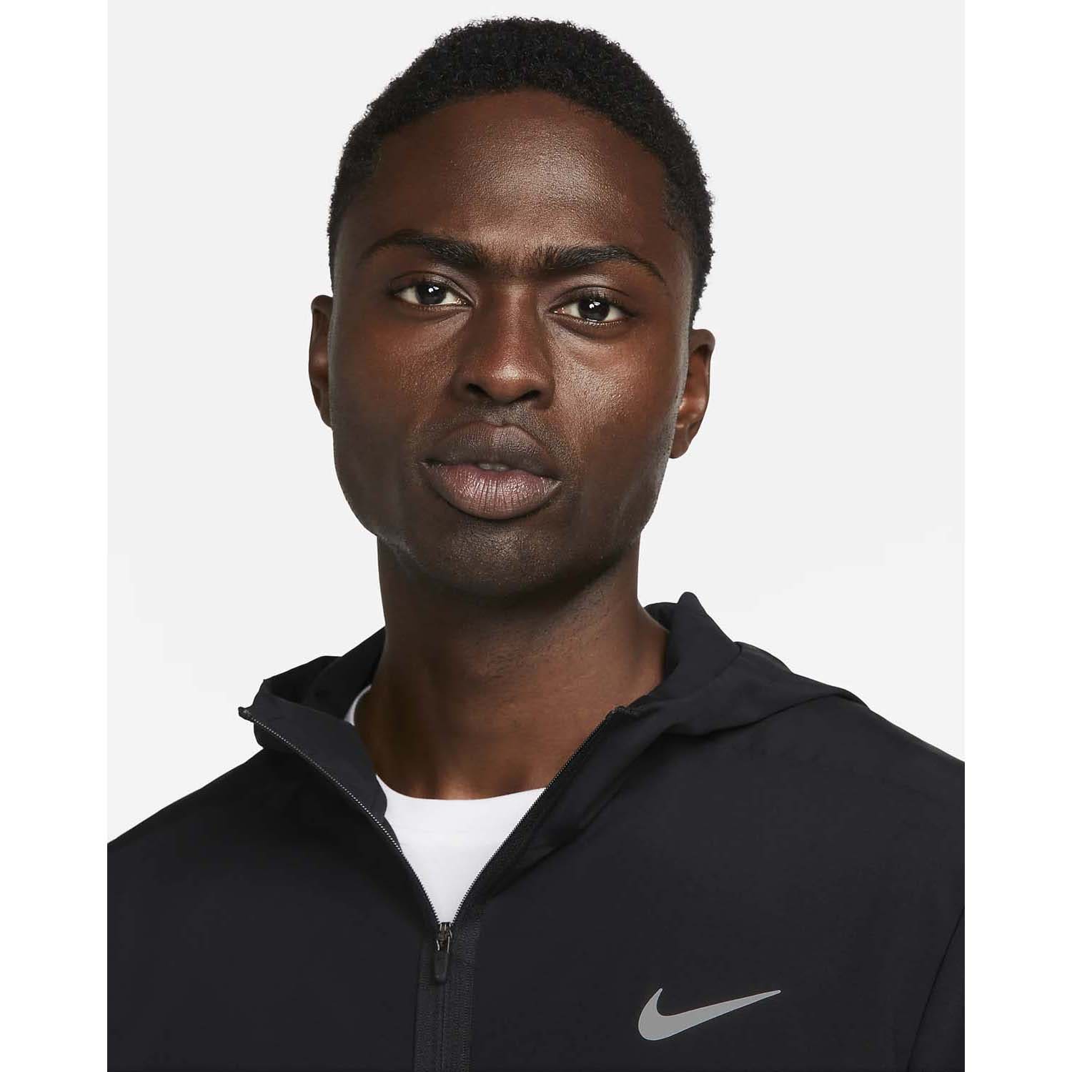 Nike  Form Hoodie
