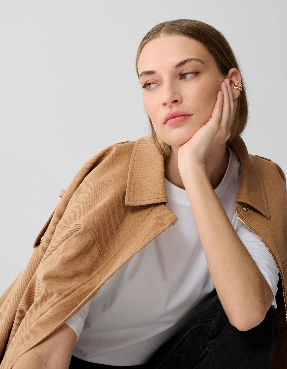 Oversized Bomber Jack Camel By Lonneke
