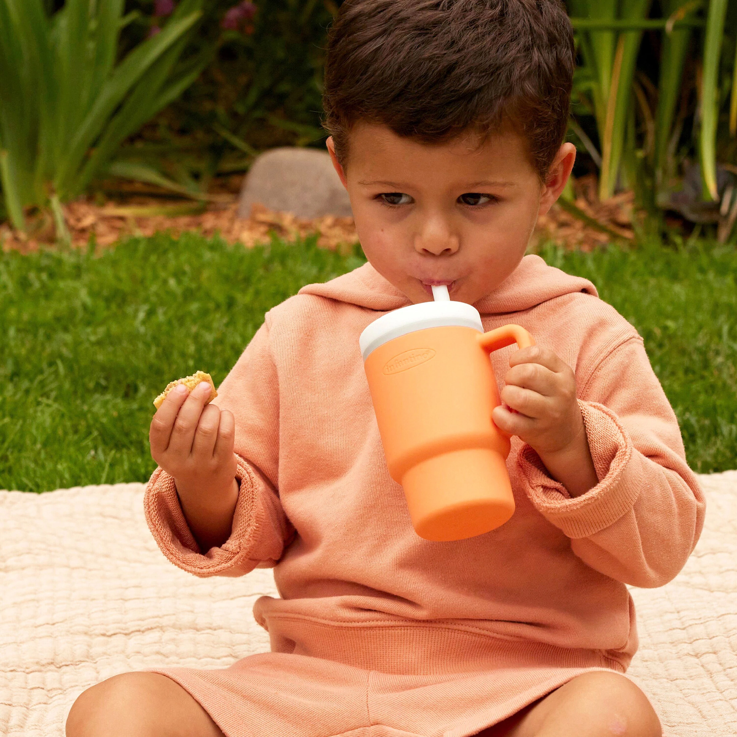 Infantino Mein 1. Tumbler 266 ml orange