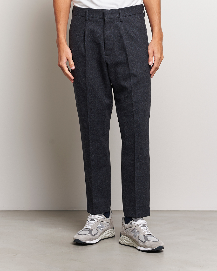 NN07 Bill Brushed Flannel Pleated Trousers Navy Blue