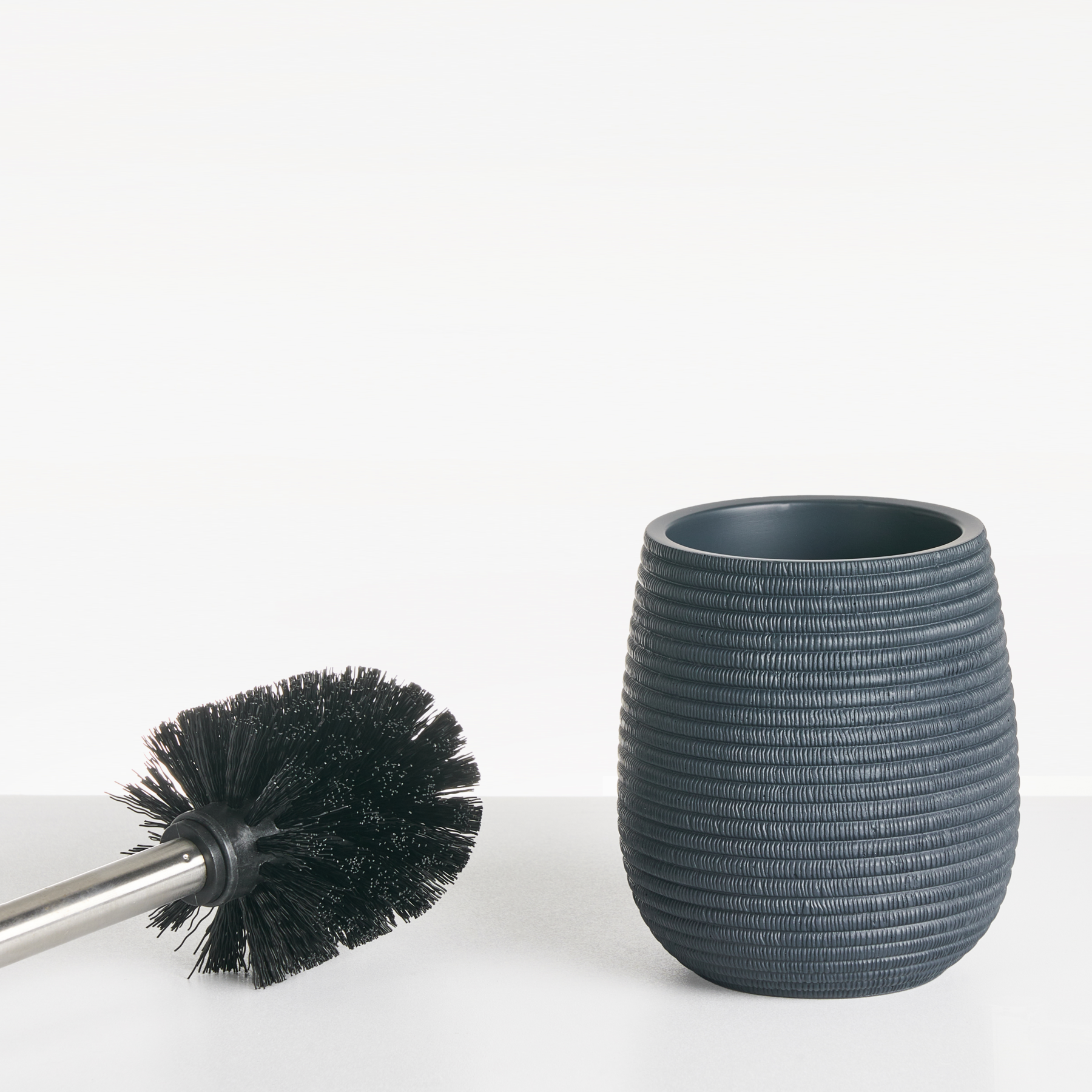 Beliani - QUILCA - Badkameraccessoireset - Donkerblauw - Polyresin