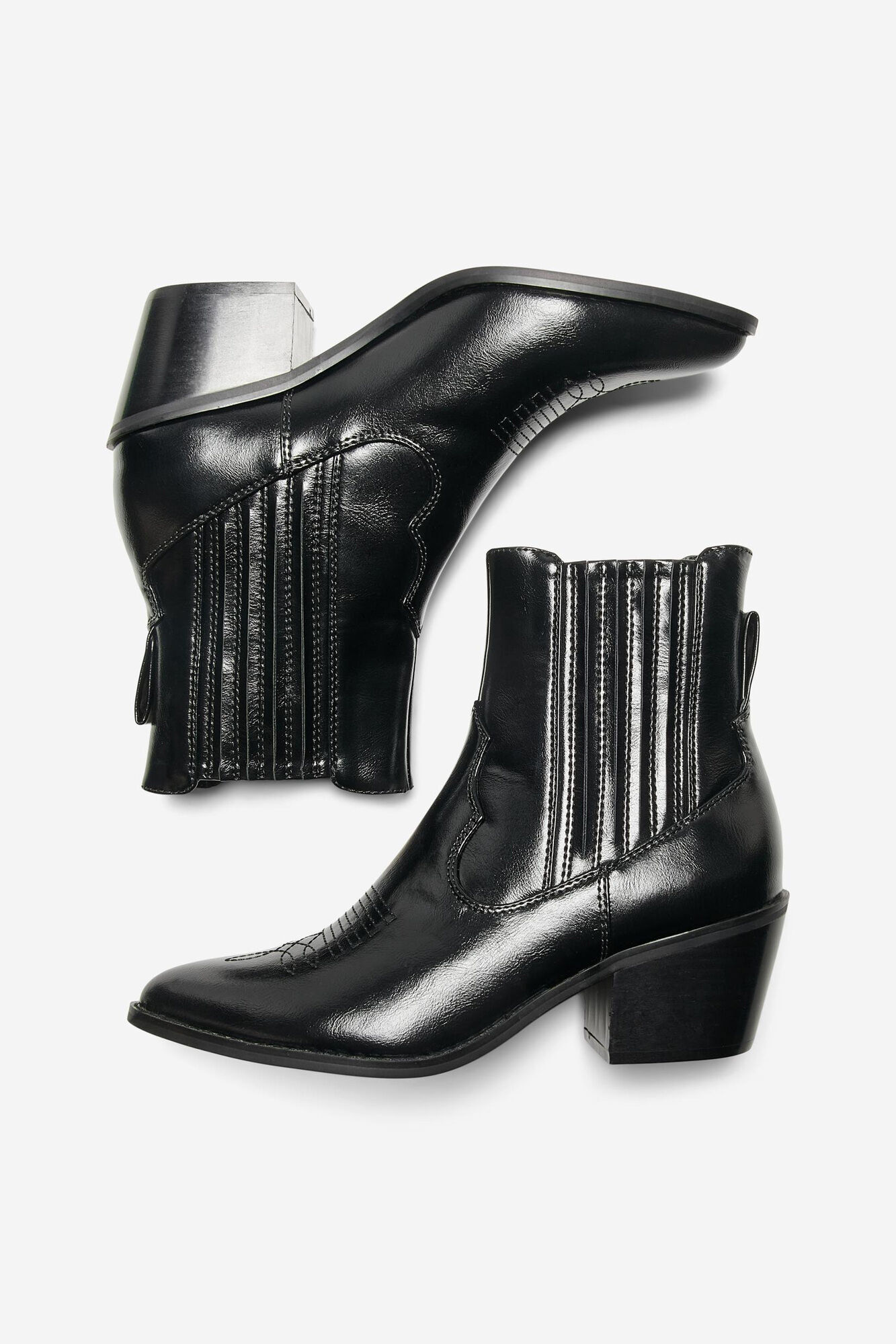Botas de cowboy pretas em couro sintético