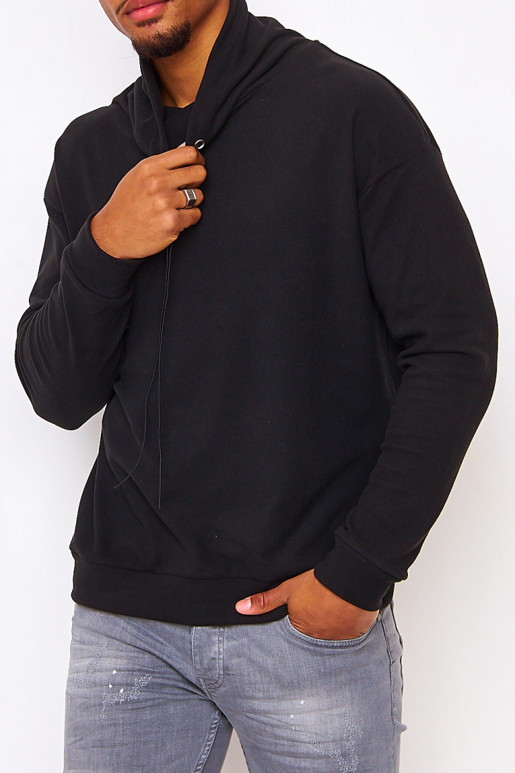 Pull en velours noir col ajustable