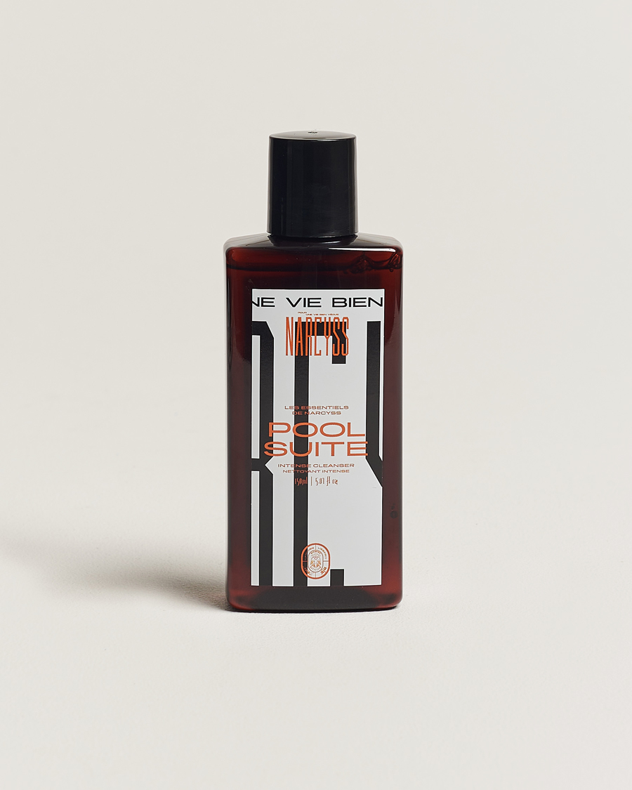 Narcyss Pool Suit Face Wash
