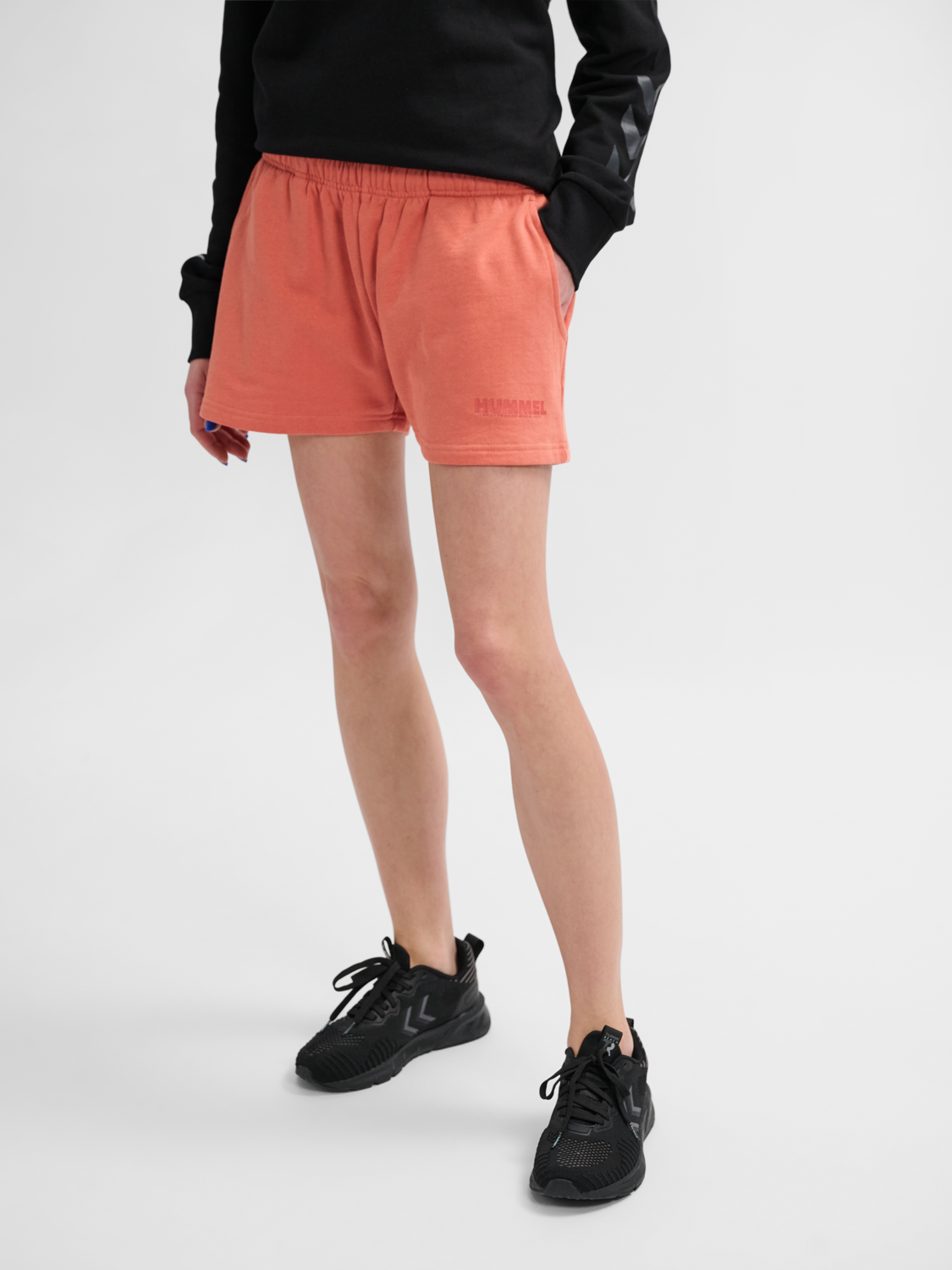 hmlLEGACY WOMAN SHORTS