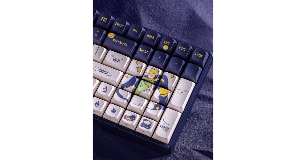 IqunixF97 Starry Tryst, gaming toetsenbord  (Donkerblauw/wit, US lay-out, IQUNIX Little Prince, RGB leds, 96%, Hot-swappable, PBT, 2.4GHz | Bluetooth 5.1 | USB-C)