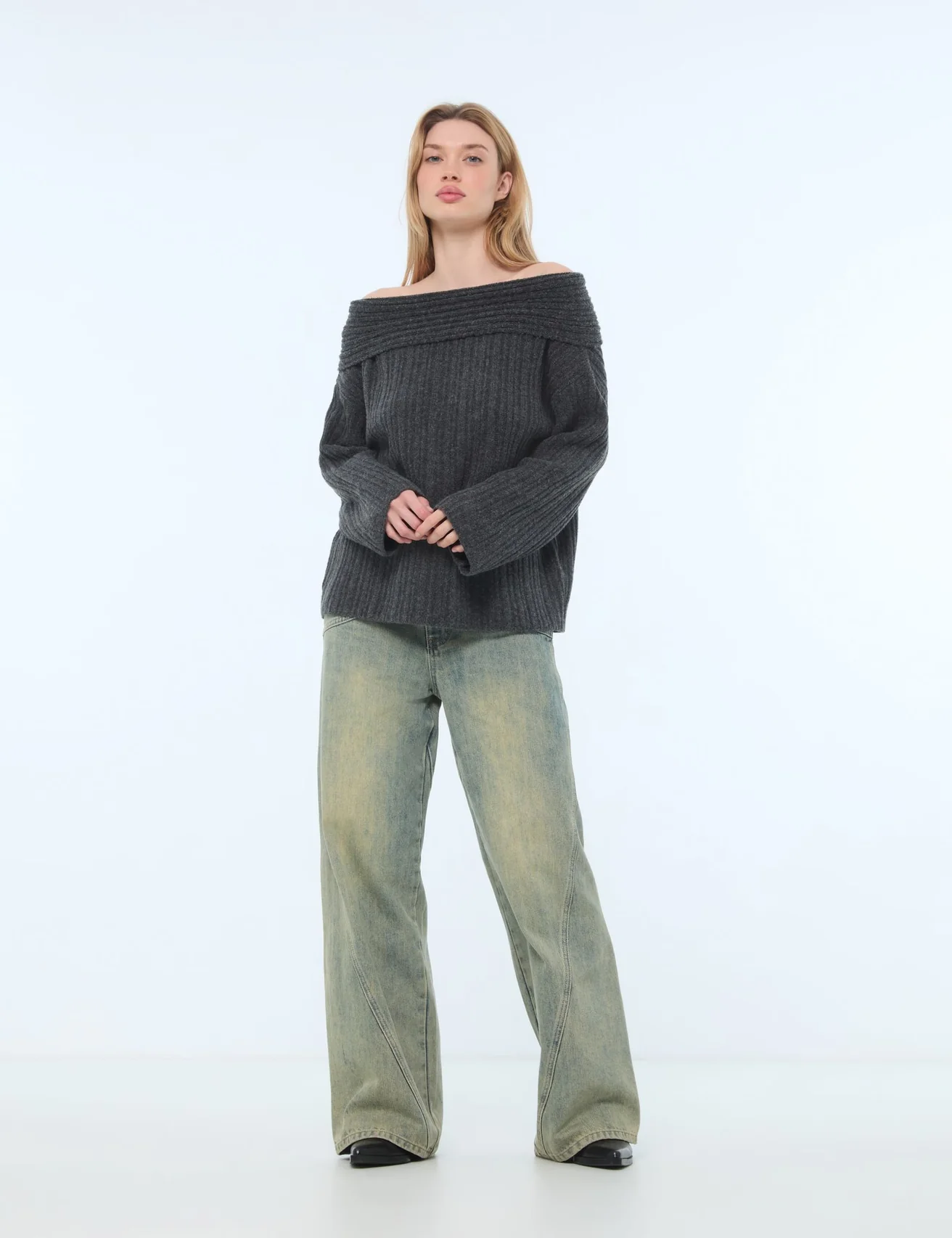 Pull oversize à col montant gris chiné