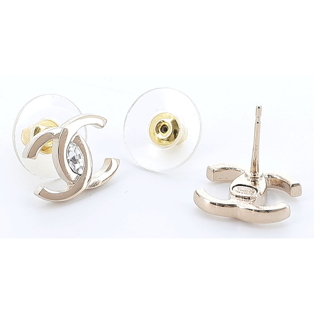 Chanel Boucles d'oreilles Strass dorées - Neuf avec étiquette