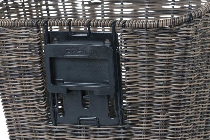 Basil Bremen Rattan Look KF - Fietsmand - Voorop - Donkerbruin