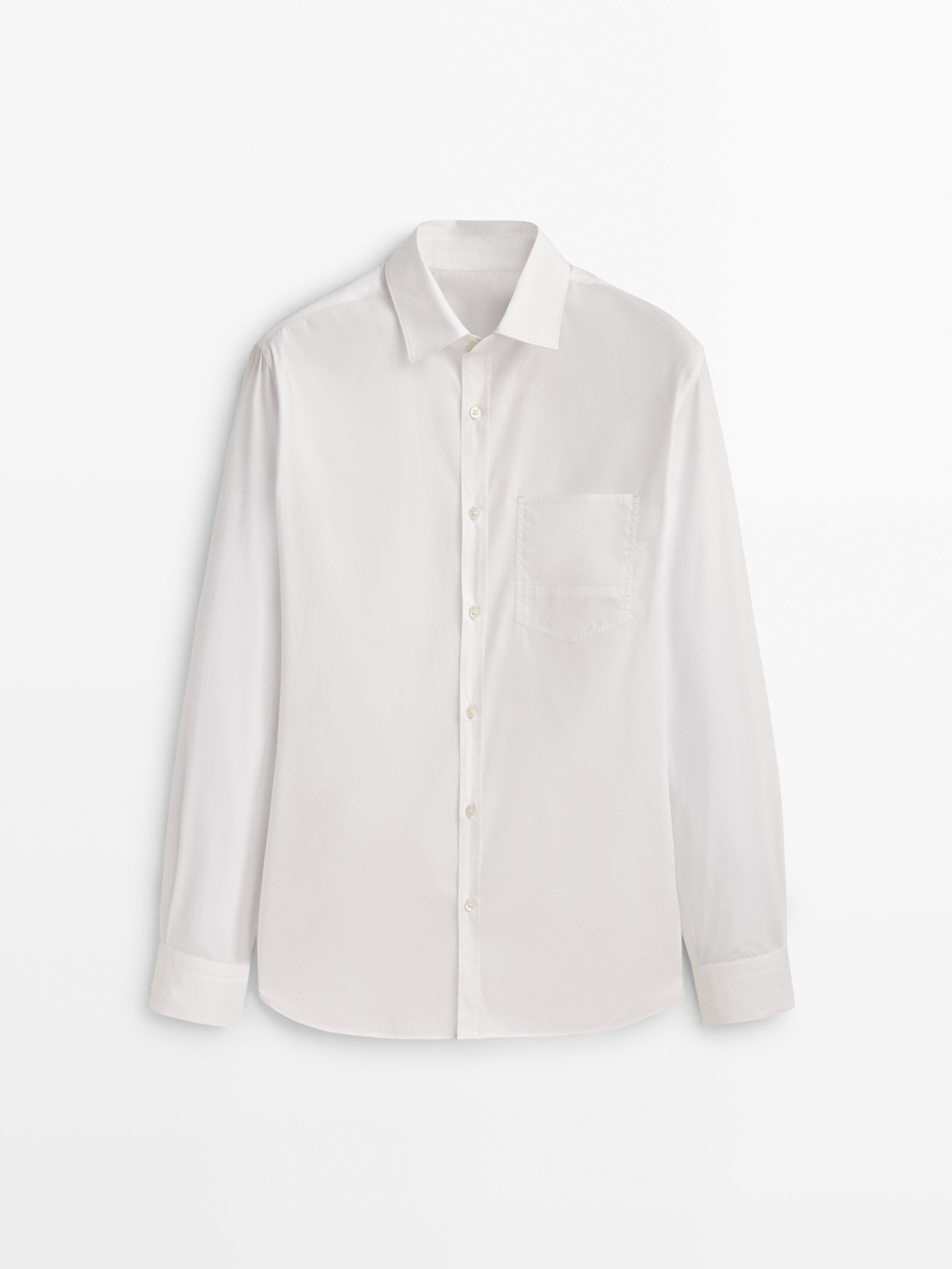 Camisa de algodão com botões e modelagem relaxada - Studio - BRANCA