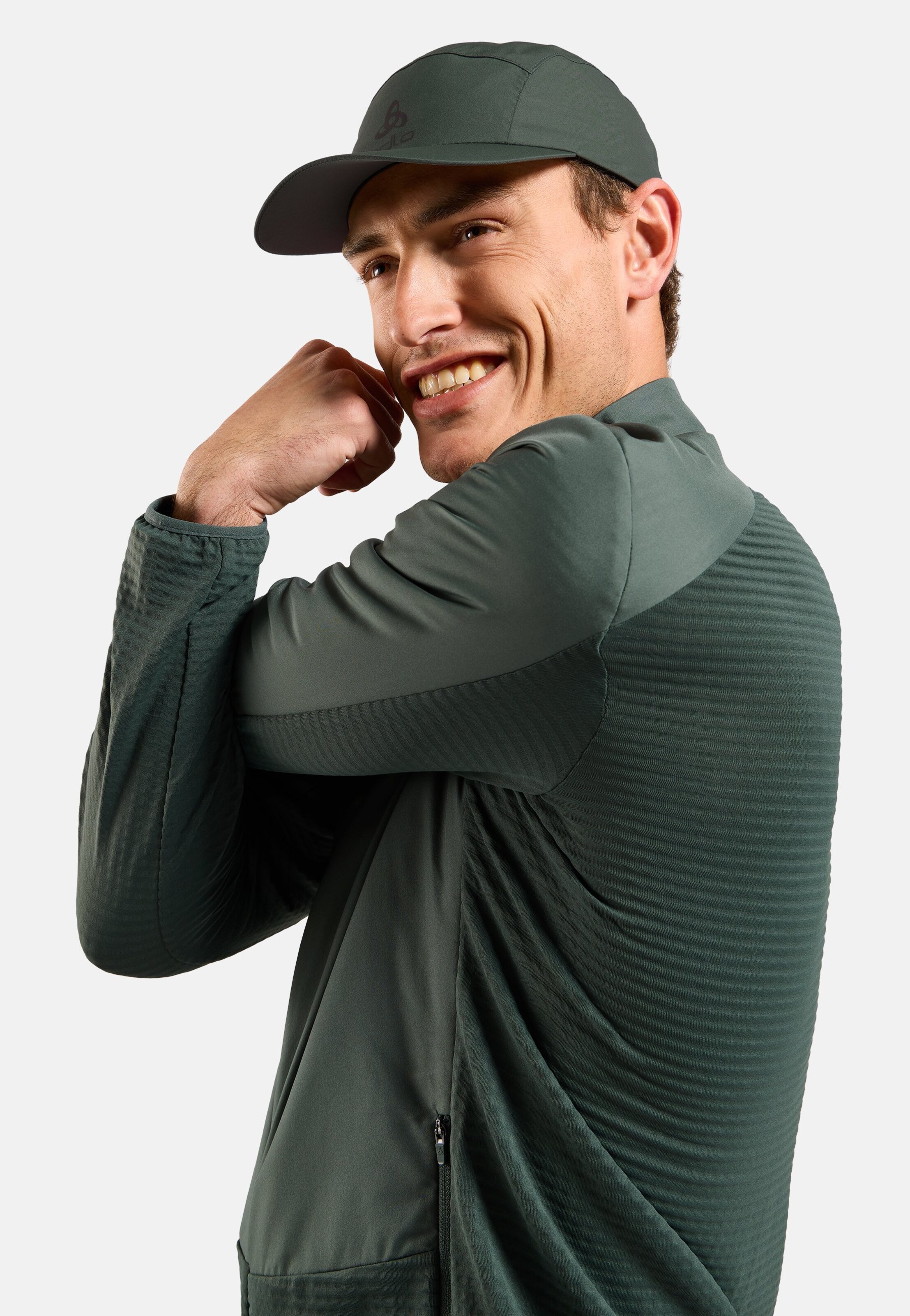 Essentials Insulator Hybrid-Laufjacke in urban chic