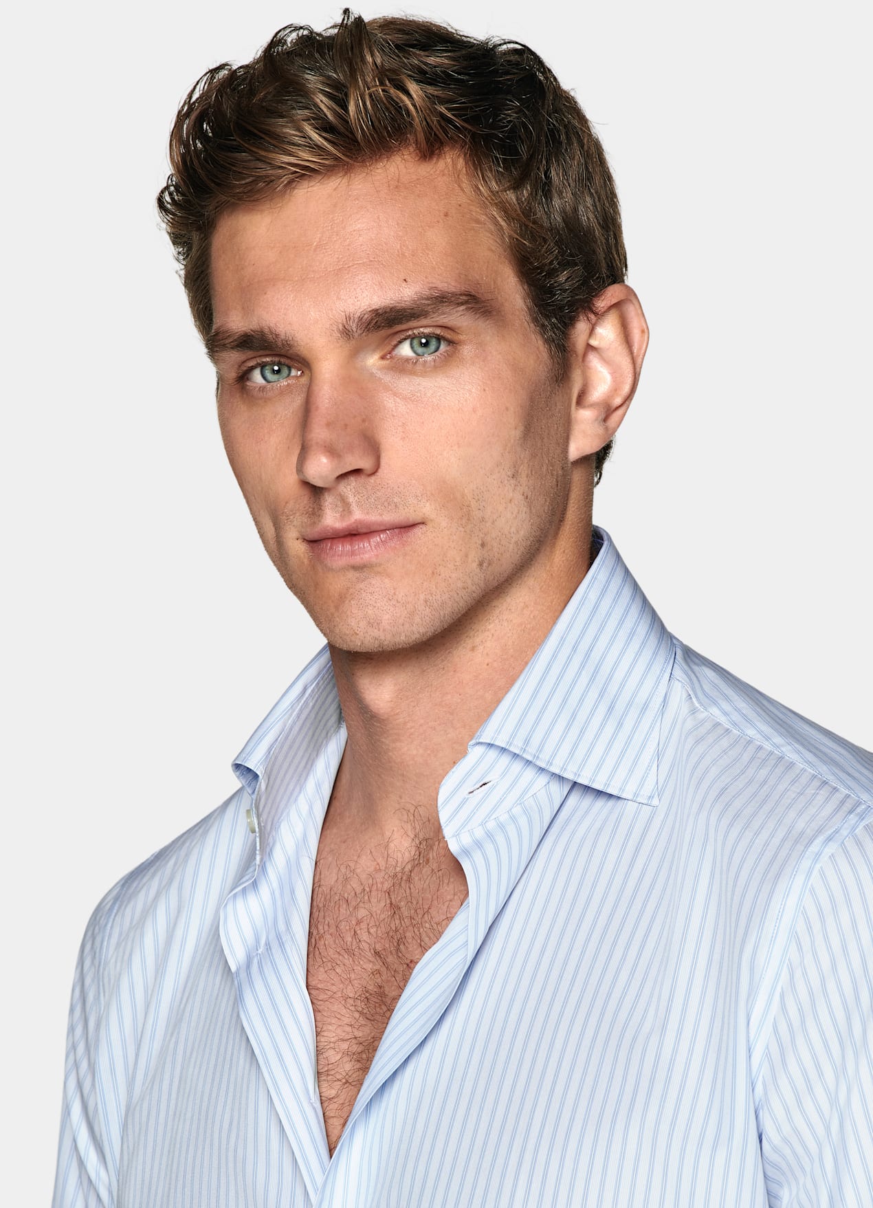 Chemise coupe ajustée en popeline bleu clair à rayures